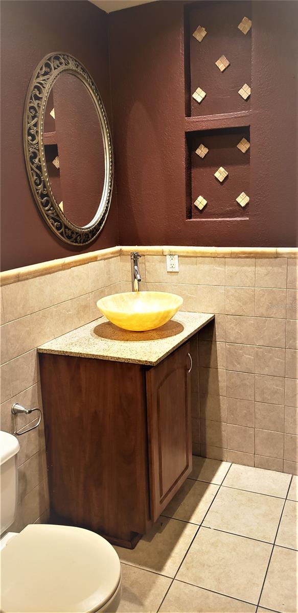 Image 13 of 30 For 5916 May Street