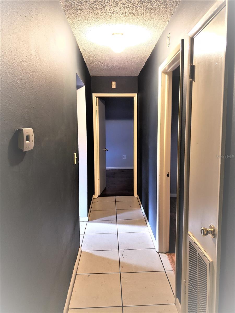 Image 20 of 30 For 5916 May Street