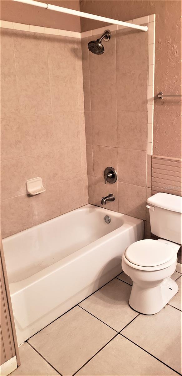 Image 21 of 30 For 5916 May Street