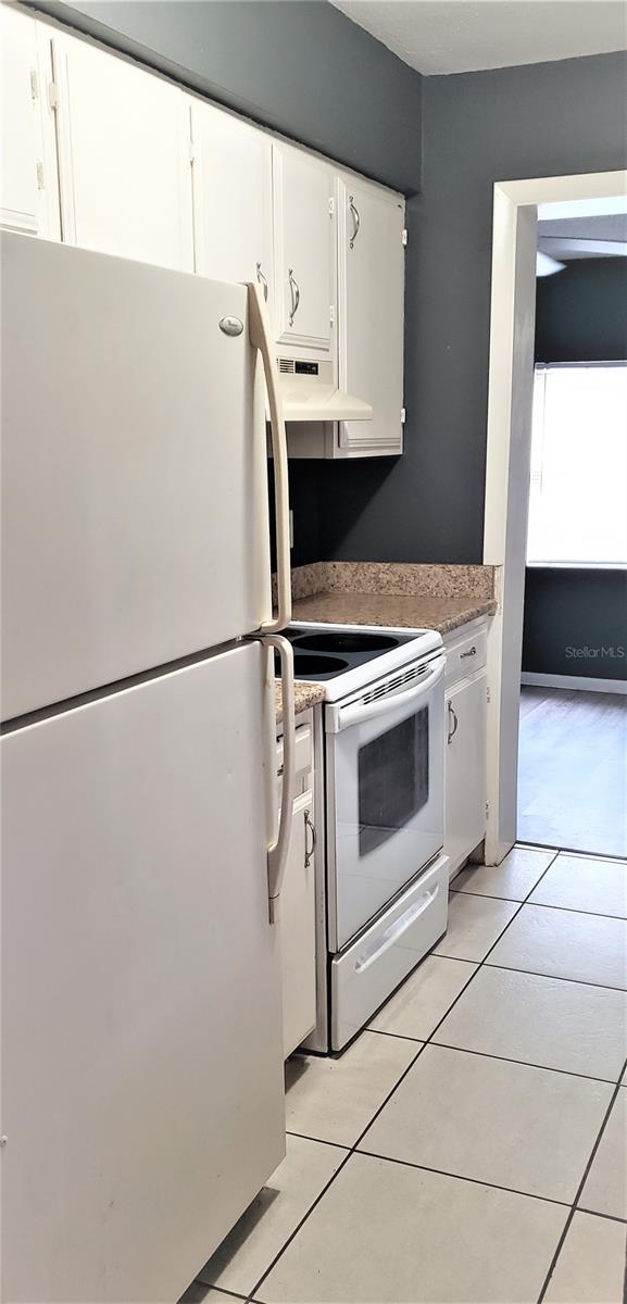 Image 7 of 30 For 5916 May Street