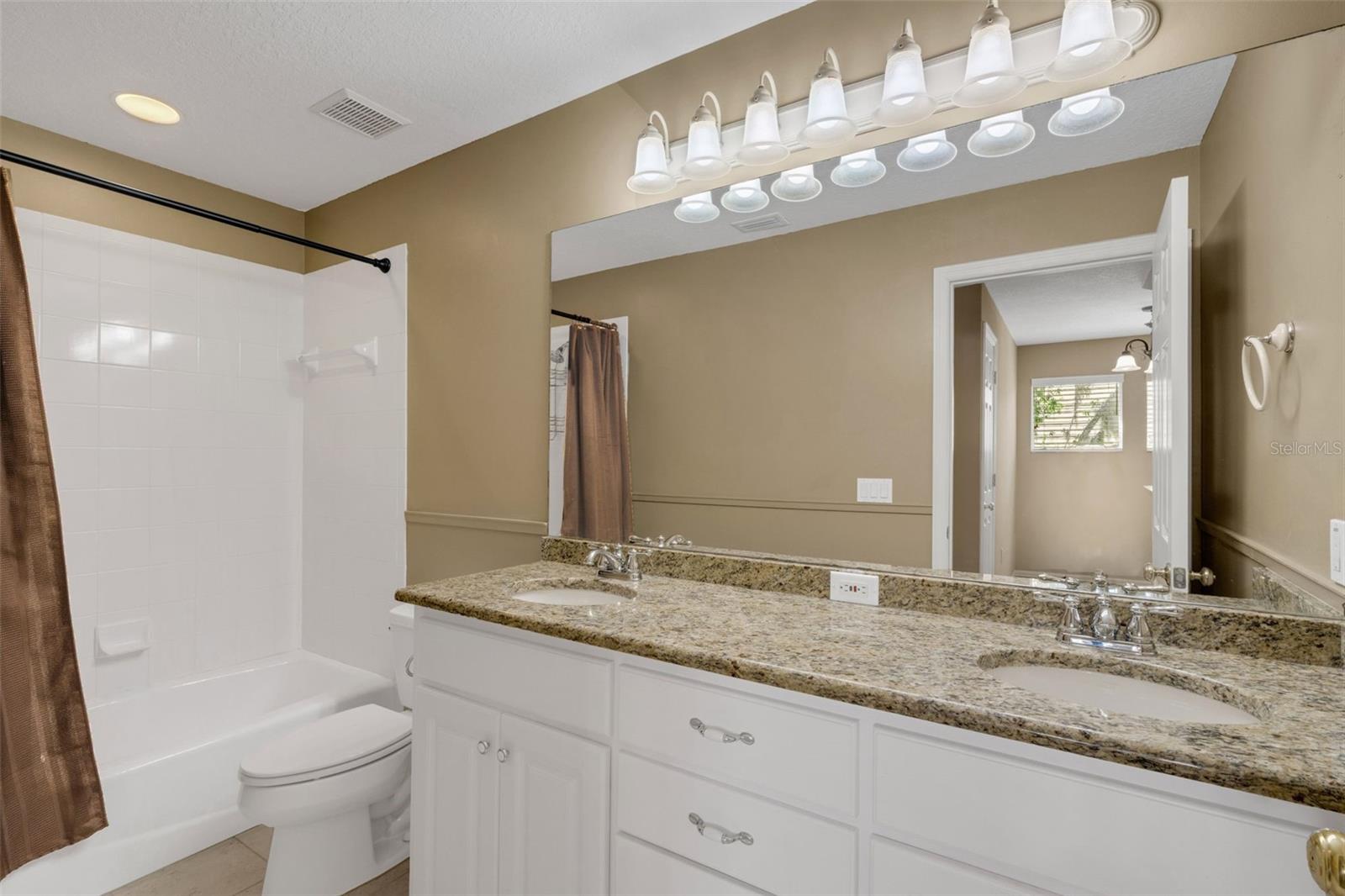 Image 30 of 62 For 3372 Turnberry Lane