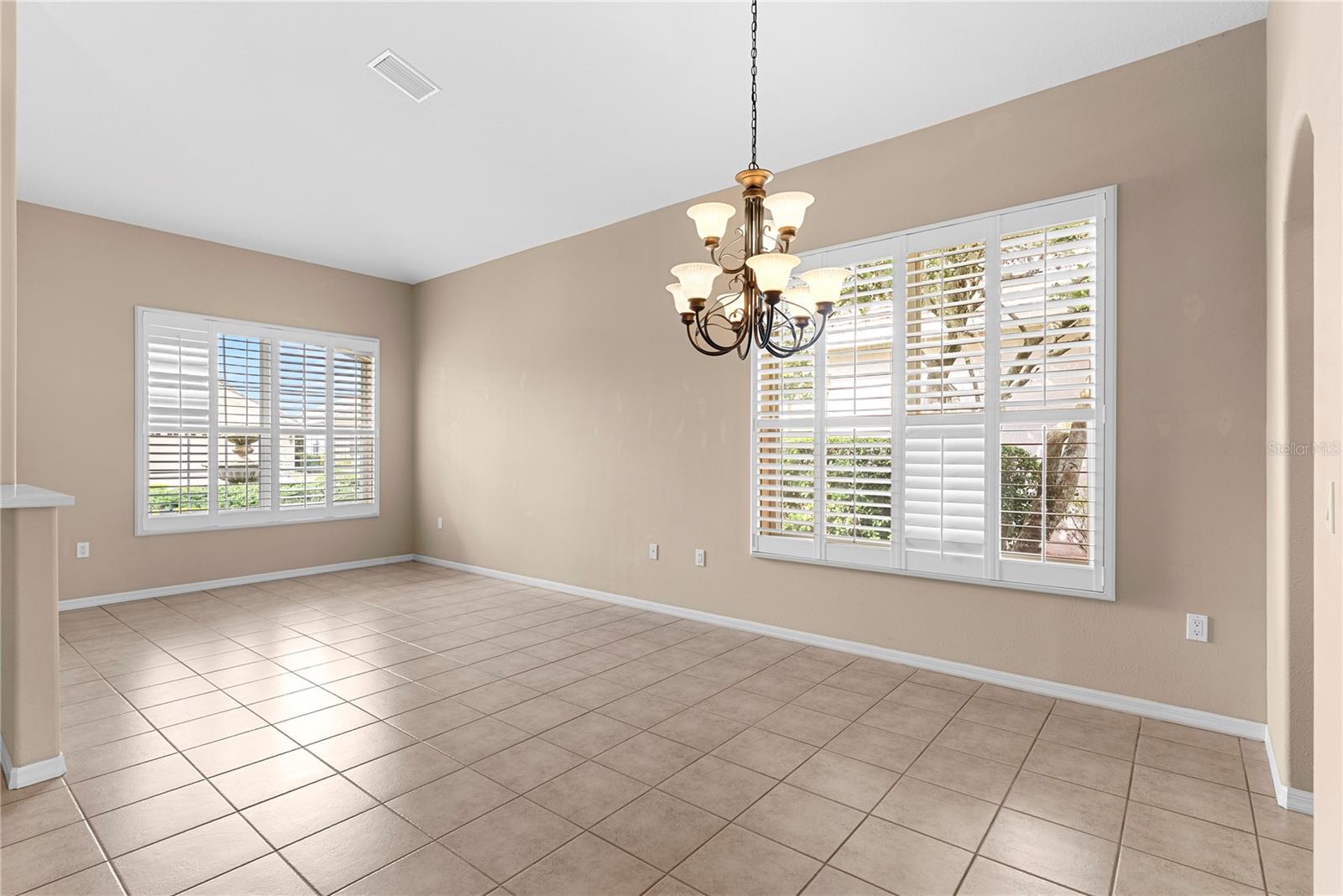 Image 7 of 62 For 3372 Turnberry Lane