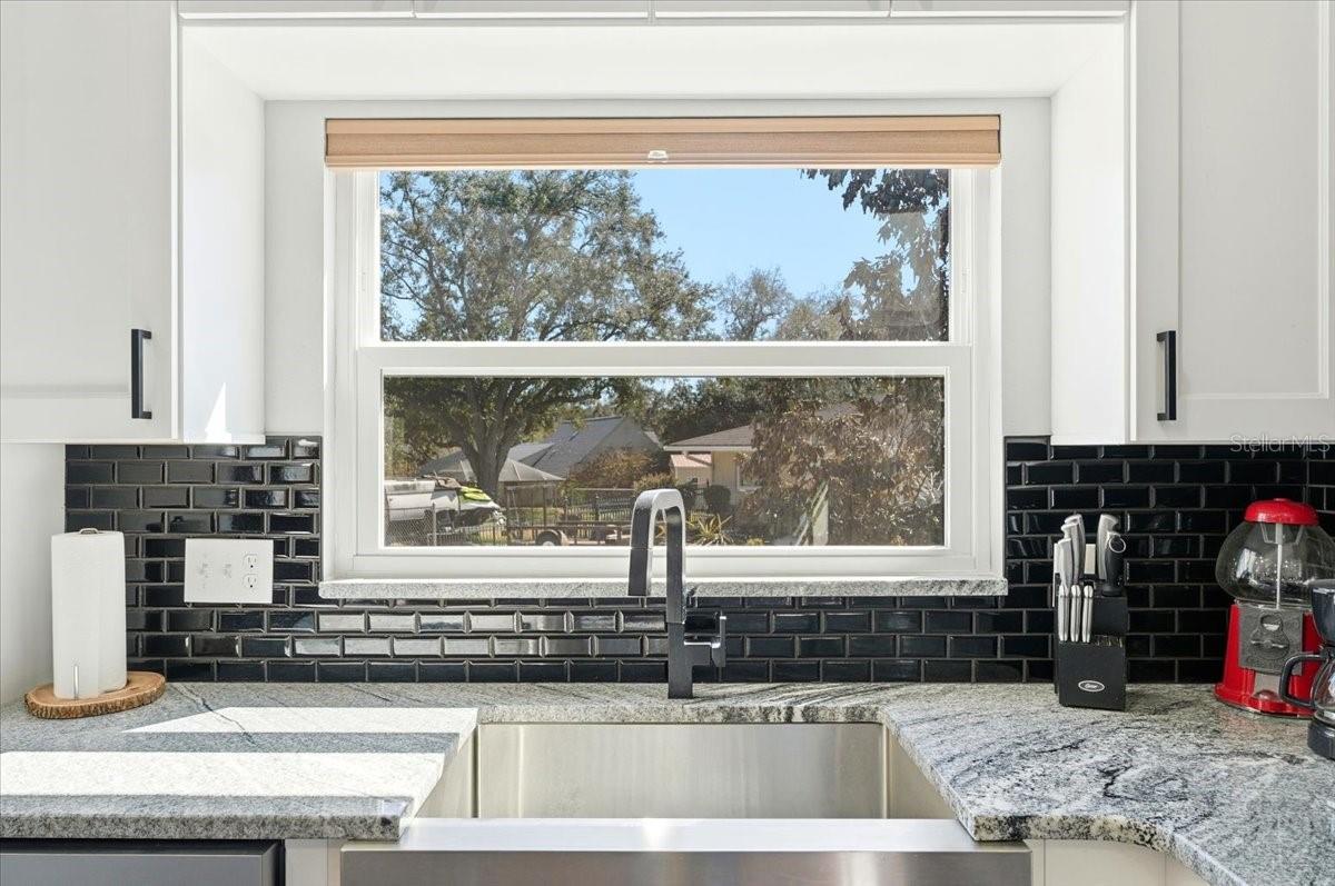 Image 16 of 64 For 5225 Glenmore Drive