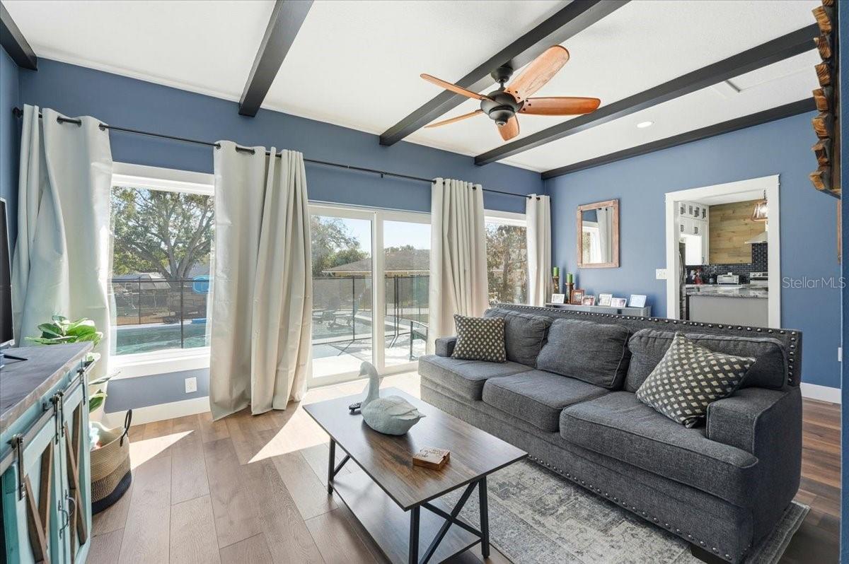 Image 18 of 64 For 5225 Glenmore Drive