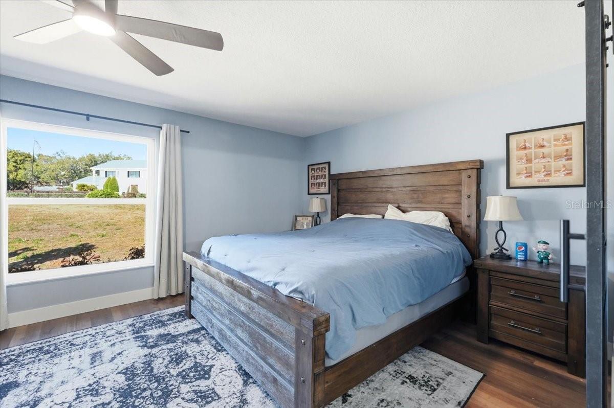 Image 21 of 64 For 5225 Glenmore Drive