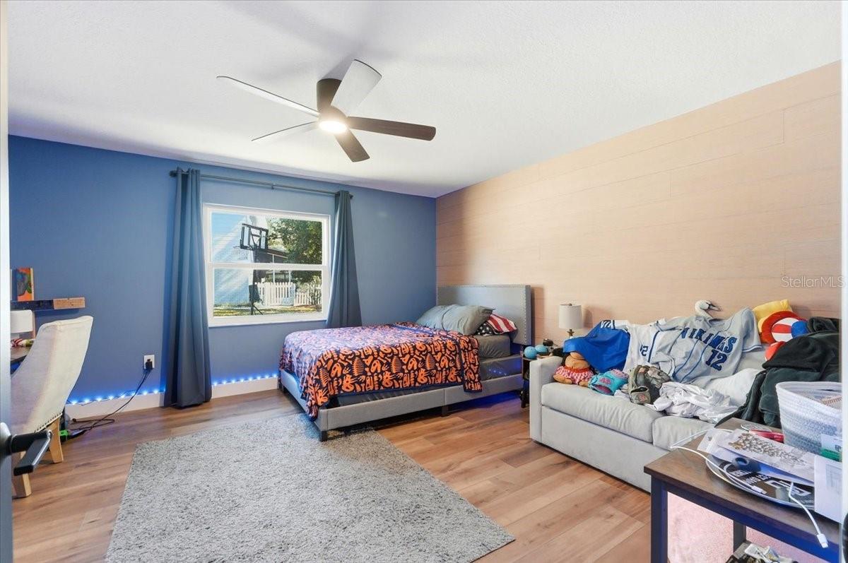 Image 30 of 64 For 5225 Glenmore Drive