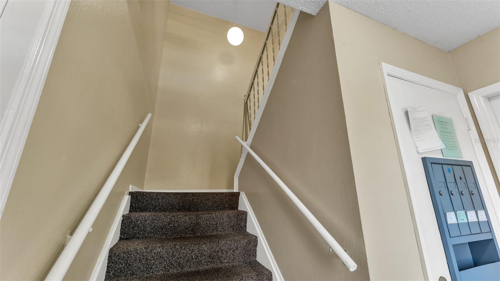 Image 13 of 52 For 1920 Edgewood Drive M2