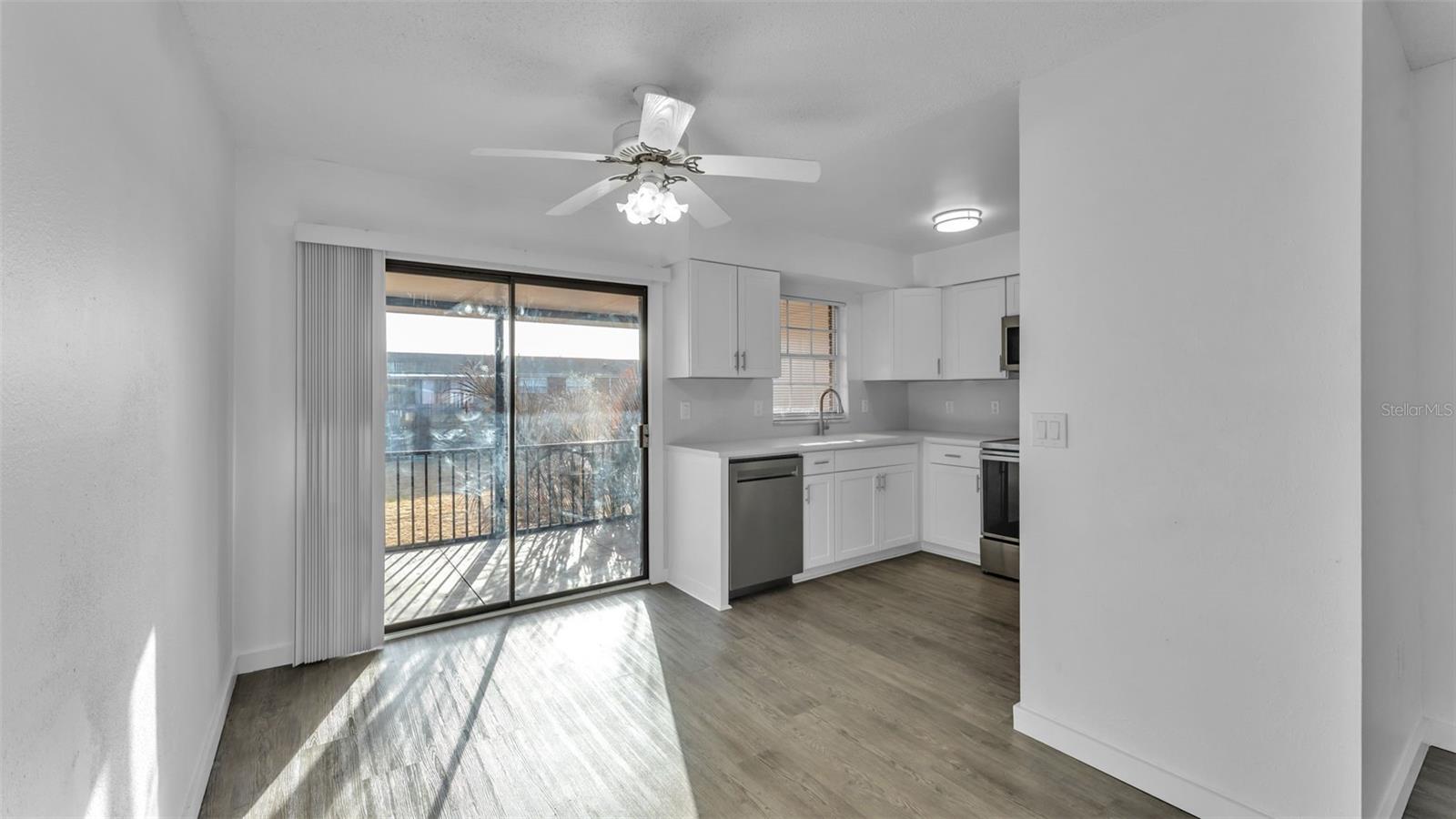 Image 22 of 52 For 1920 Edgewood Drive M2