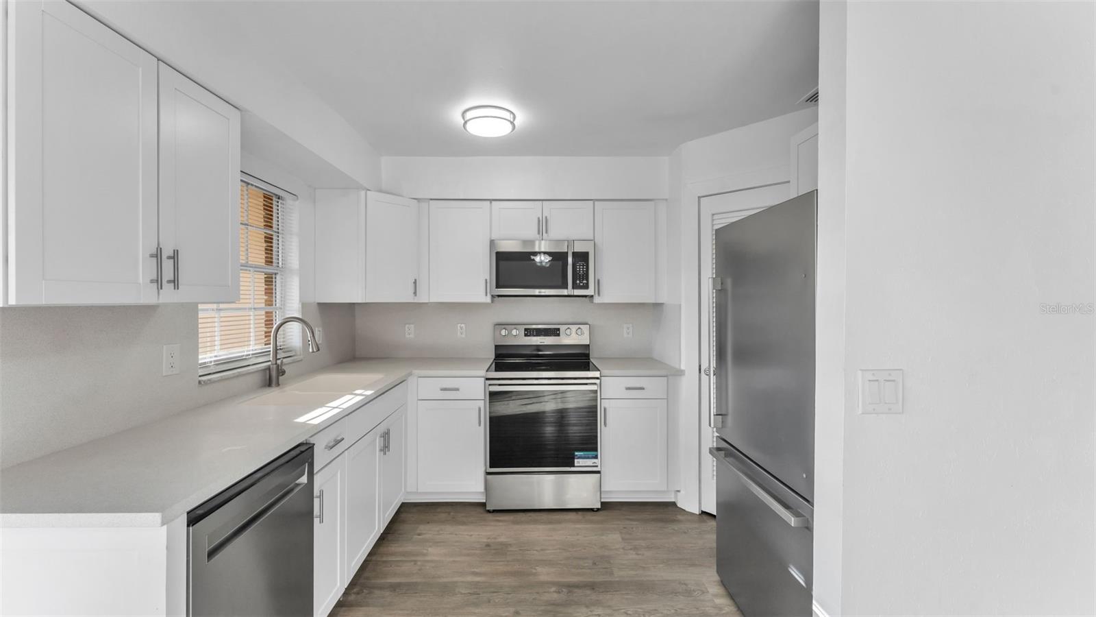 Image 25 of 52 For 1920 Edgewood Drive M2