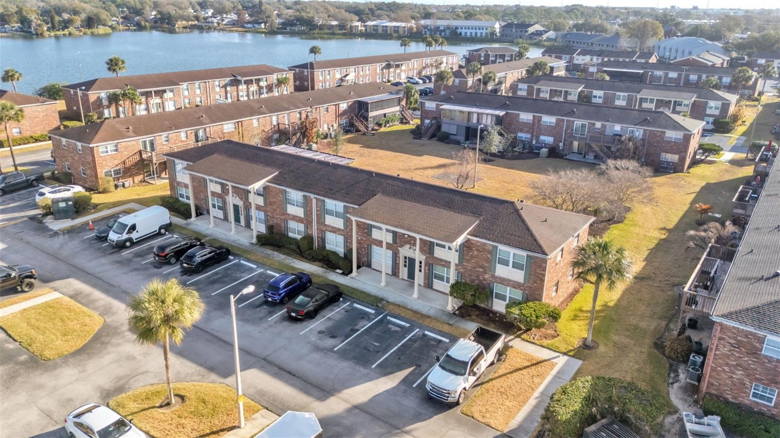 Image 3 of 52 For 1920 Edgewood Drive M2