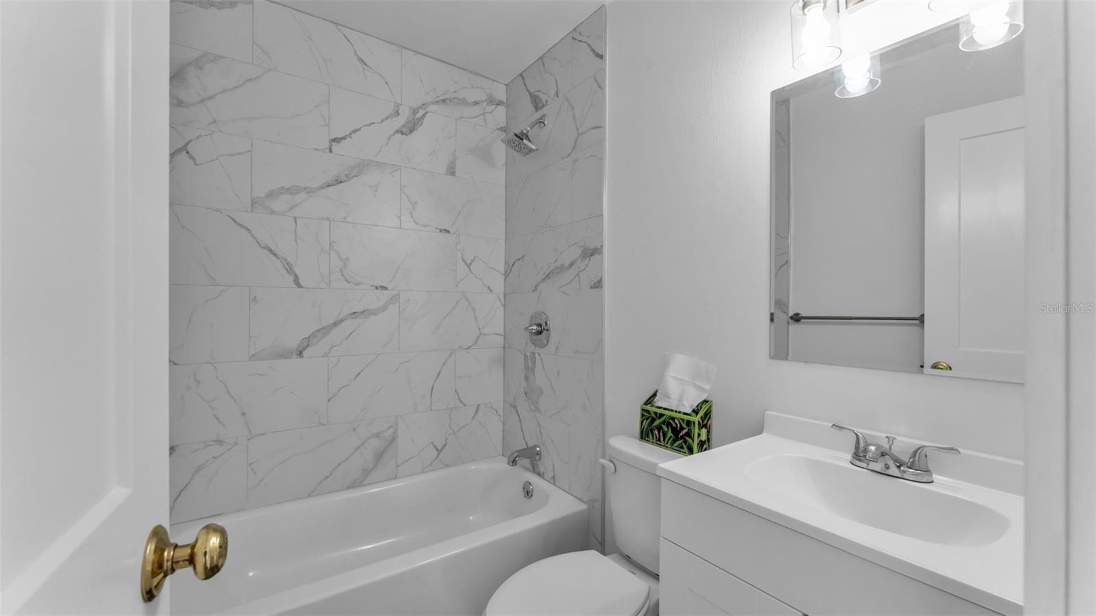 Image 43 of 52 For 1920 Edgewood Drive M2