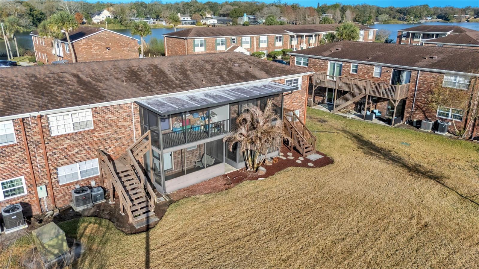 Image 5 of 52 For 1920 Edgewood Drive M2