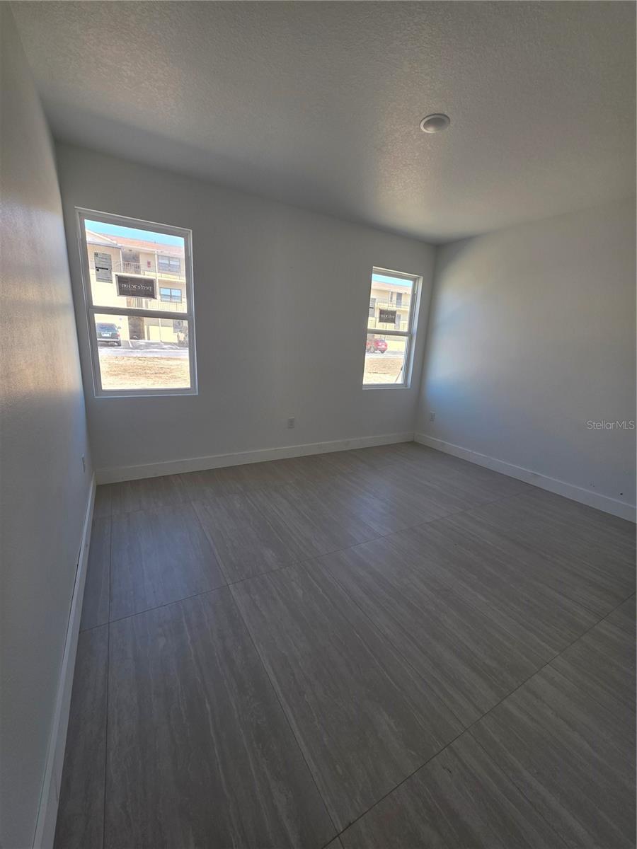 Image 9 of 9 For 113 Bullard Avenue