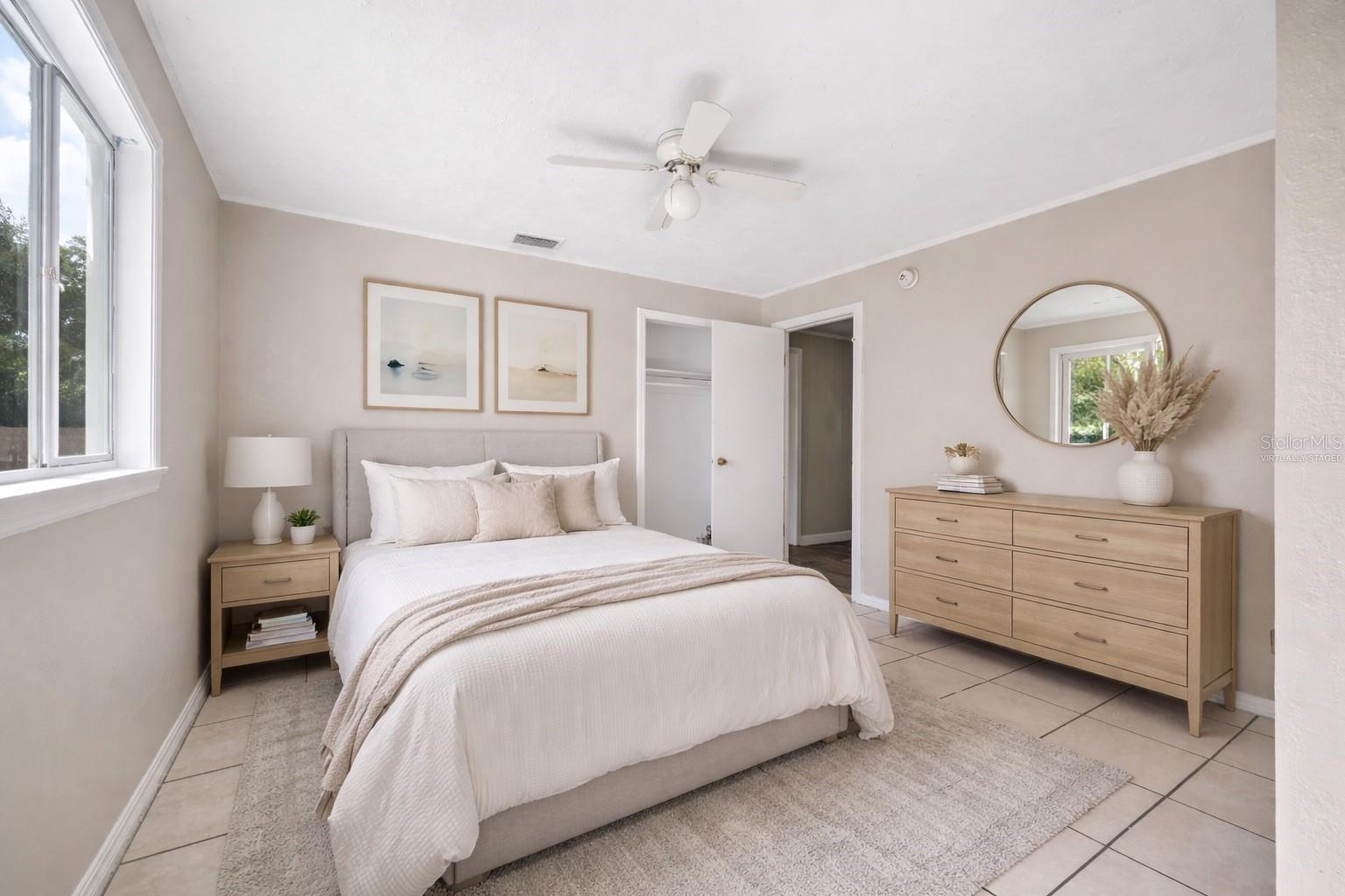 Image 4 of 49 For 3221 & 3225 Crutchfield Road