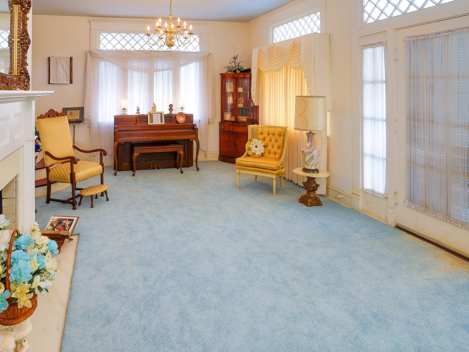 Image 10 of 71 For 1095 Broadway Avenue