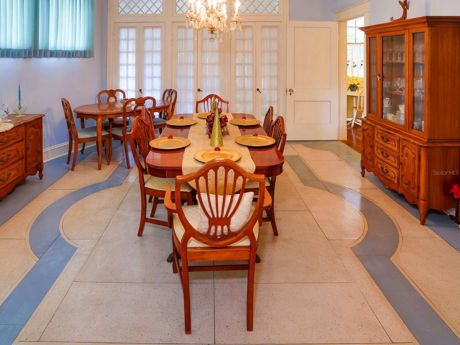 Image 16 of 71 For 1095 Broadway Avenue