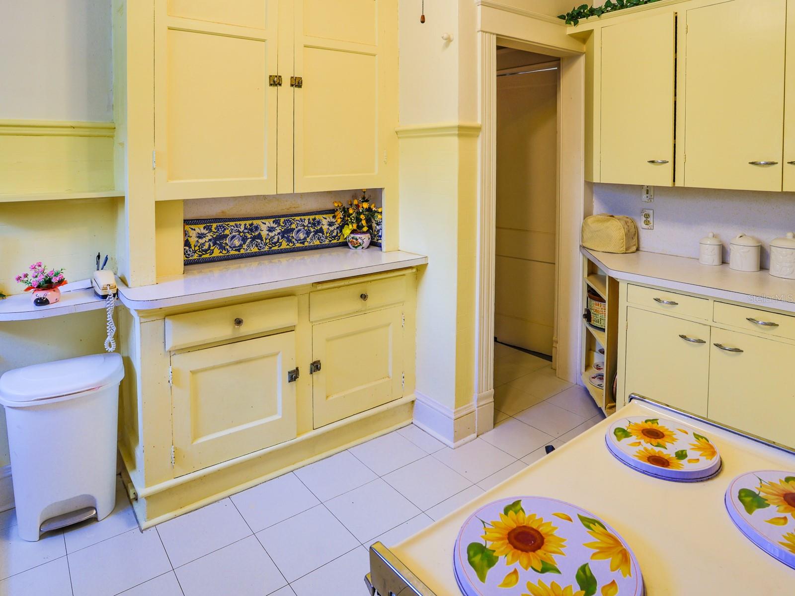 Image 20 of 71 For 1095 Broadway Avenue