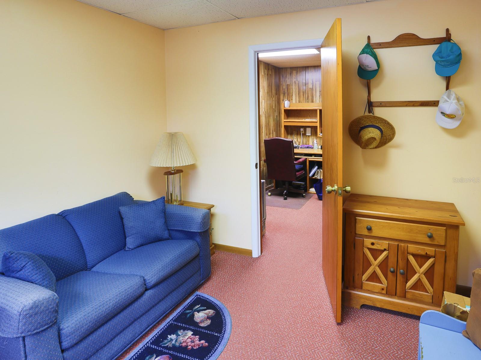 Image 23 of 71 For 1095 Broadway Avenue