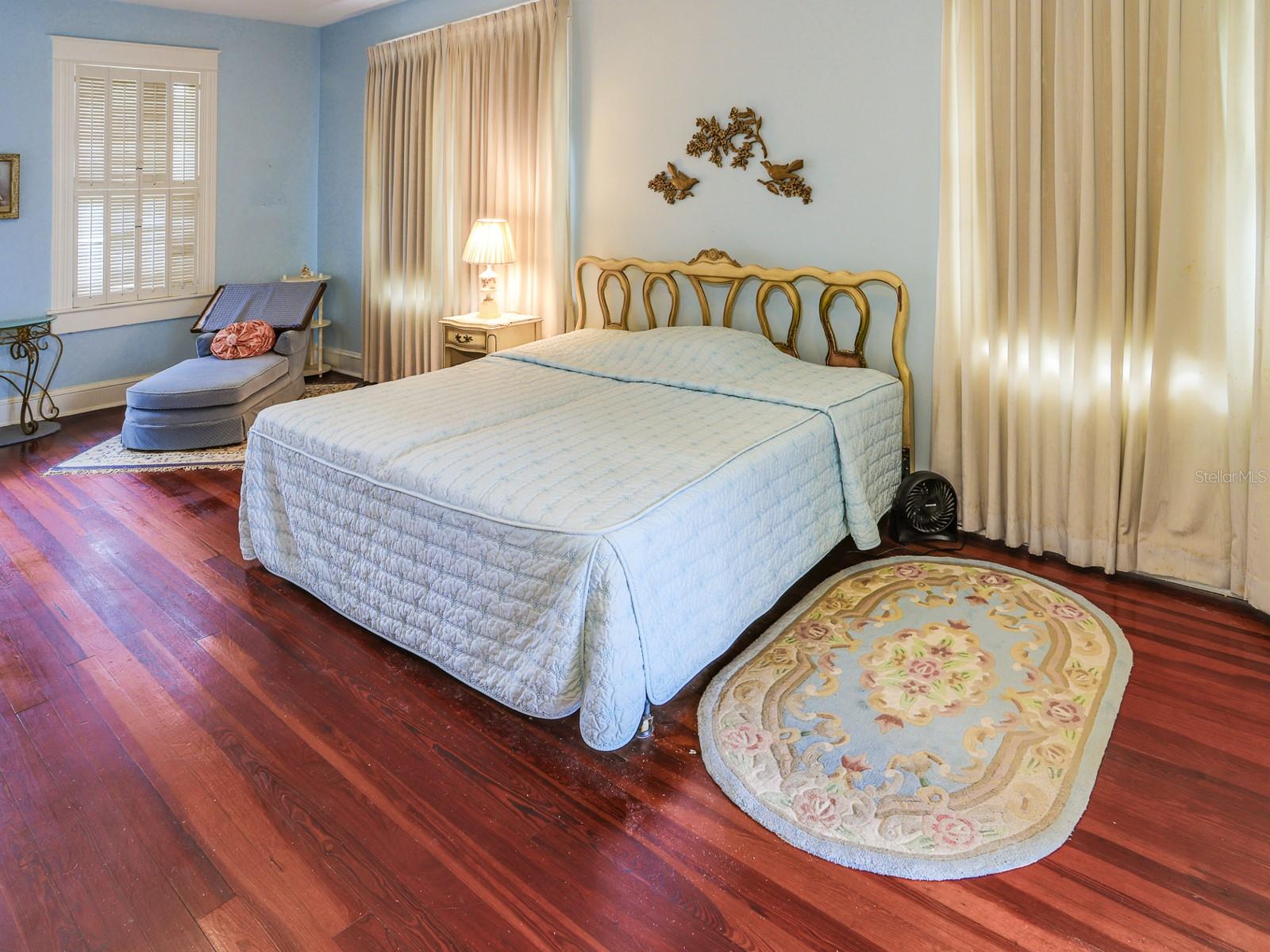 Image 36 of 71 For 1095 Broadway Avenue