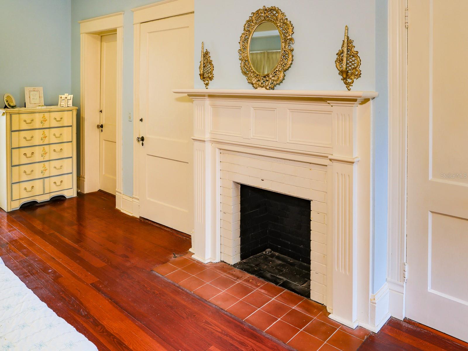 Image 37 of 71 For 1095 Broadway Avenue