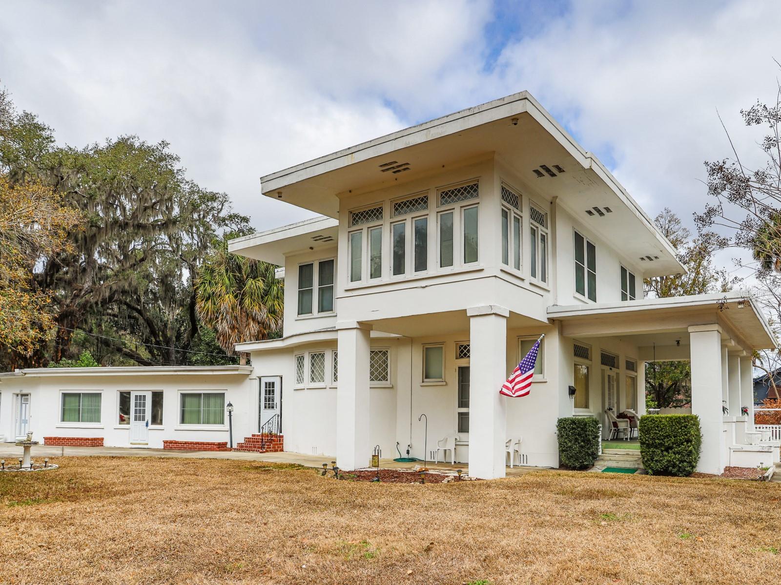 Image 5 of 71 For 1095 Broadway Avenue