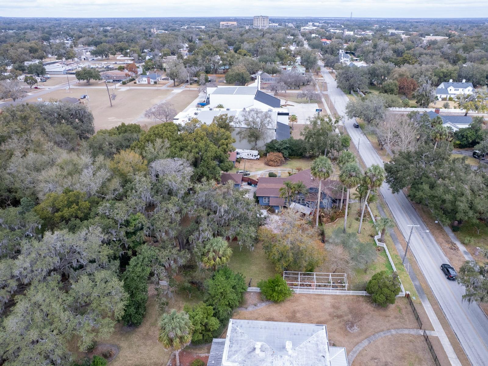 Image 63 of 71 For 1095 Broadway Avenue