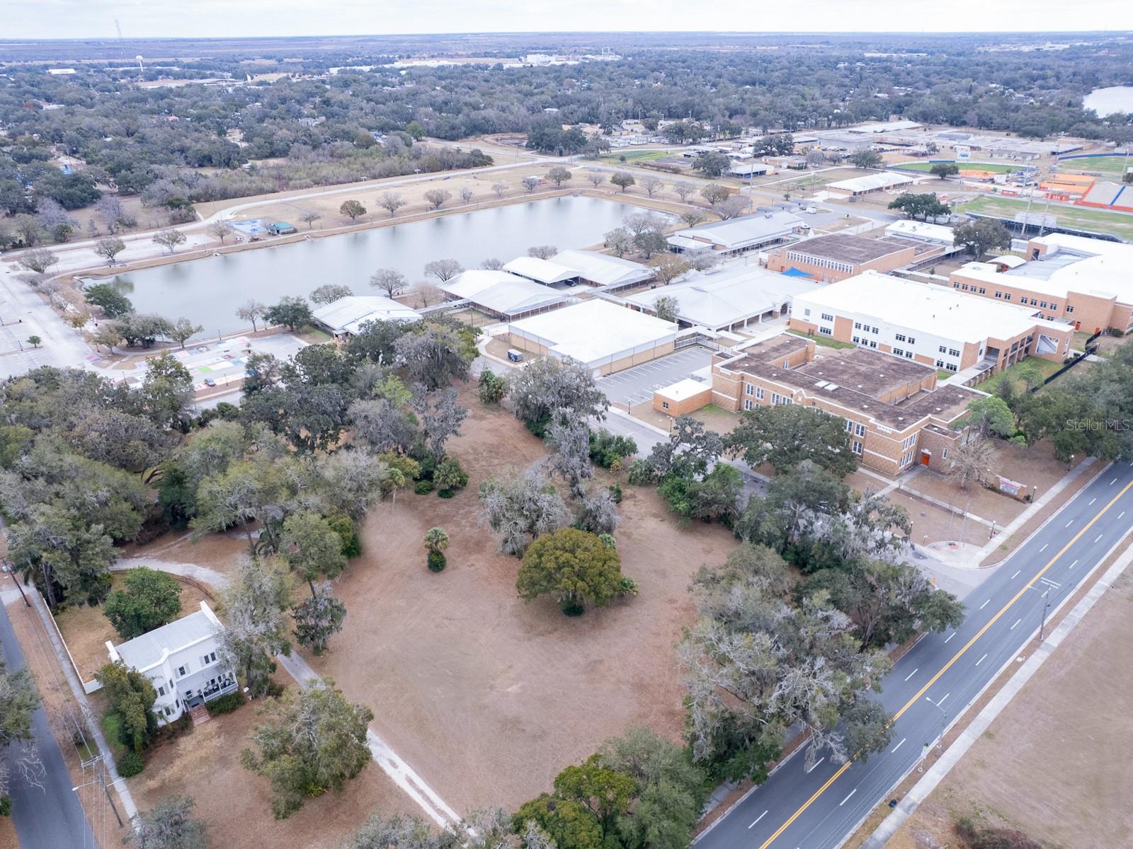 Image 64 of 71 For 1095 Broadway Avenue