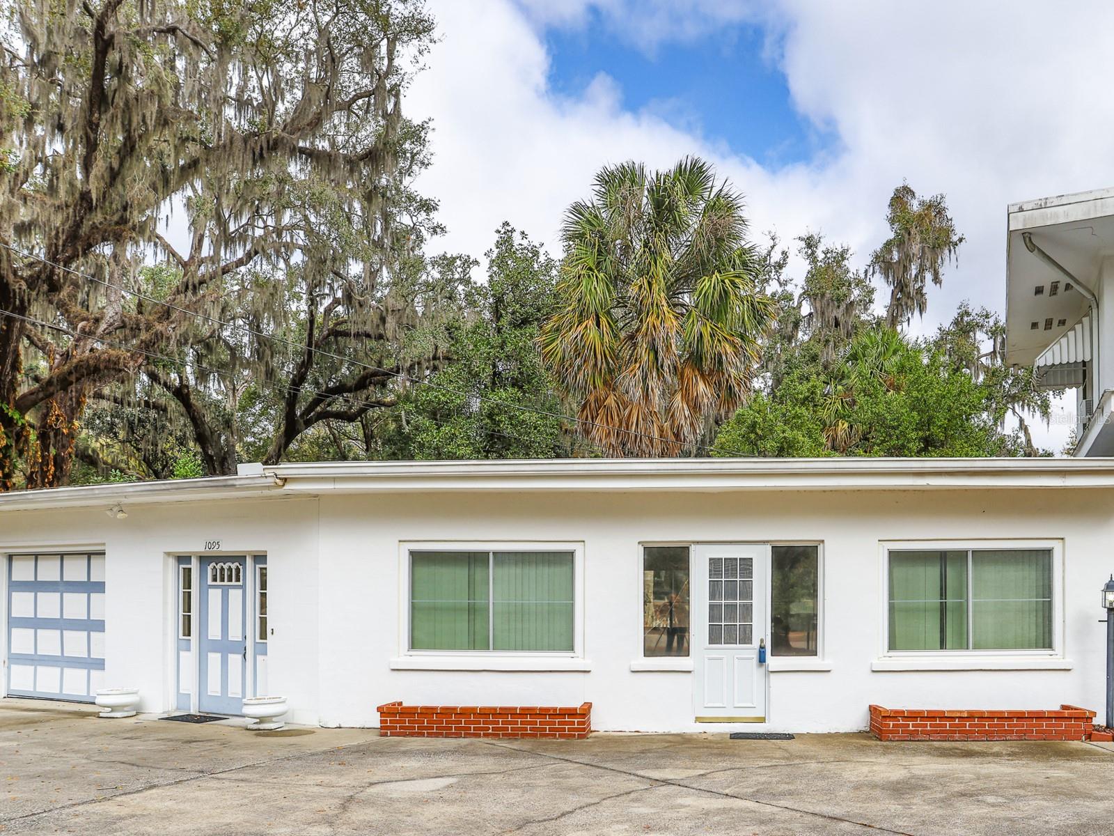 Image 7 of 71 For 1095 Broadway Avenue