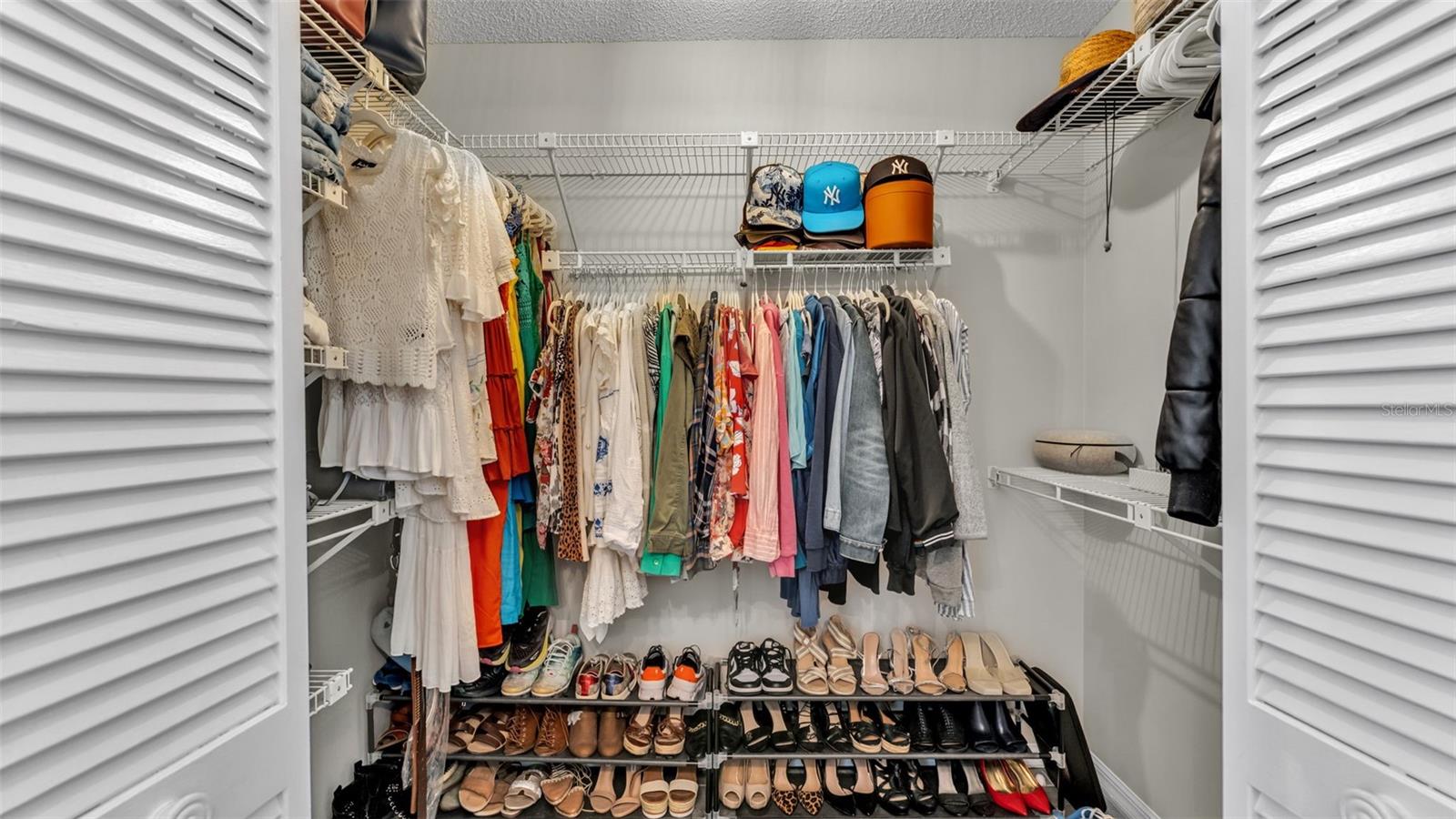 Image 26 of 53 For 12224 Wildbrook Drive