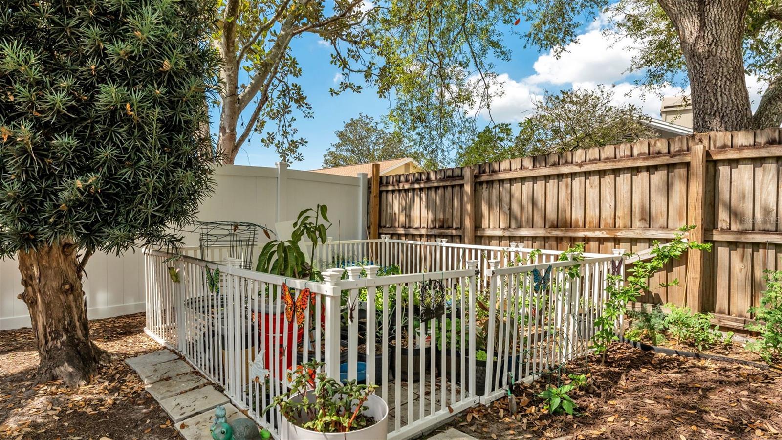 Image 41 of 53 For 12224 Wildbrook Drive