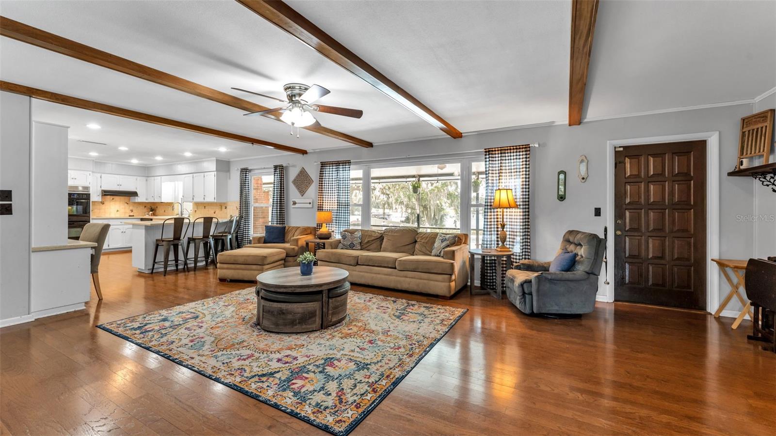 Image 22 of 81 For 153 Lake Otis Road