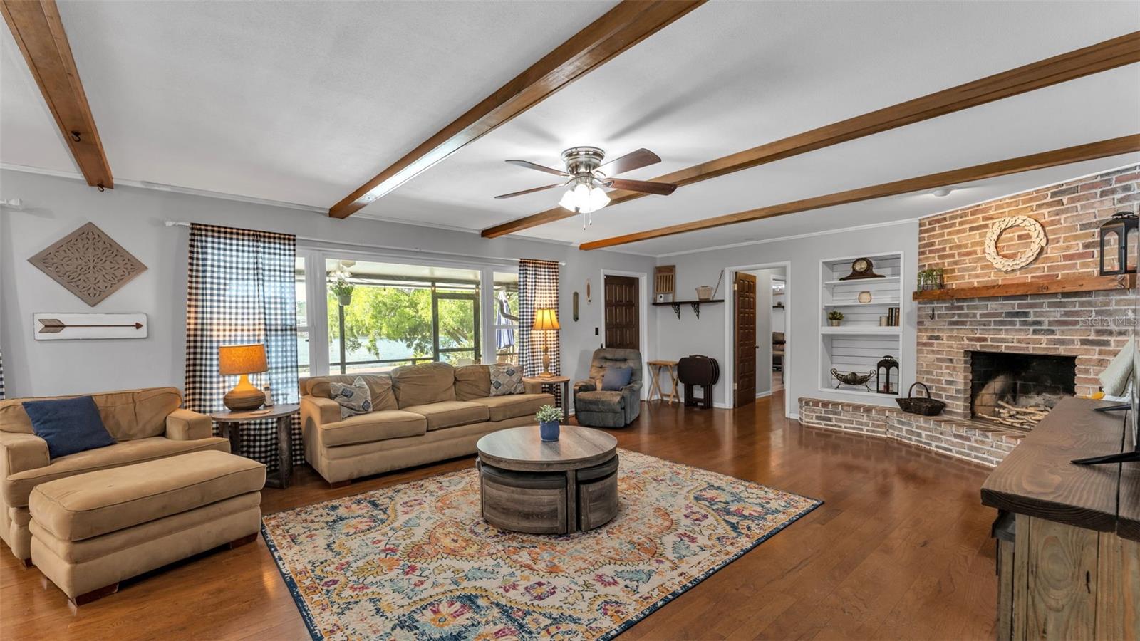 Image 23 of 81 For 153 Lake Otis Road