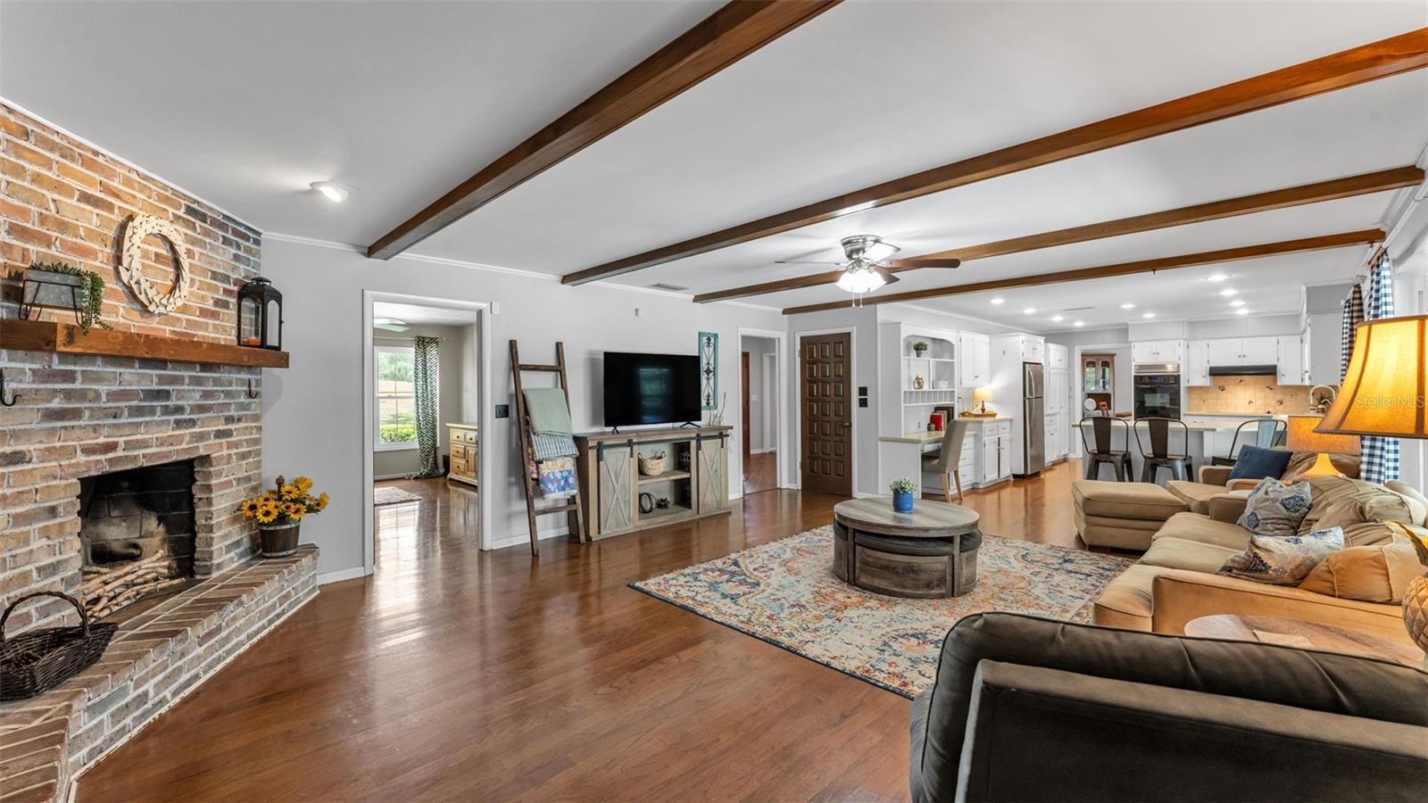 Image 25 of 81 For 153 Lake Otis Road