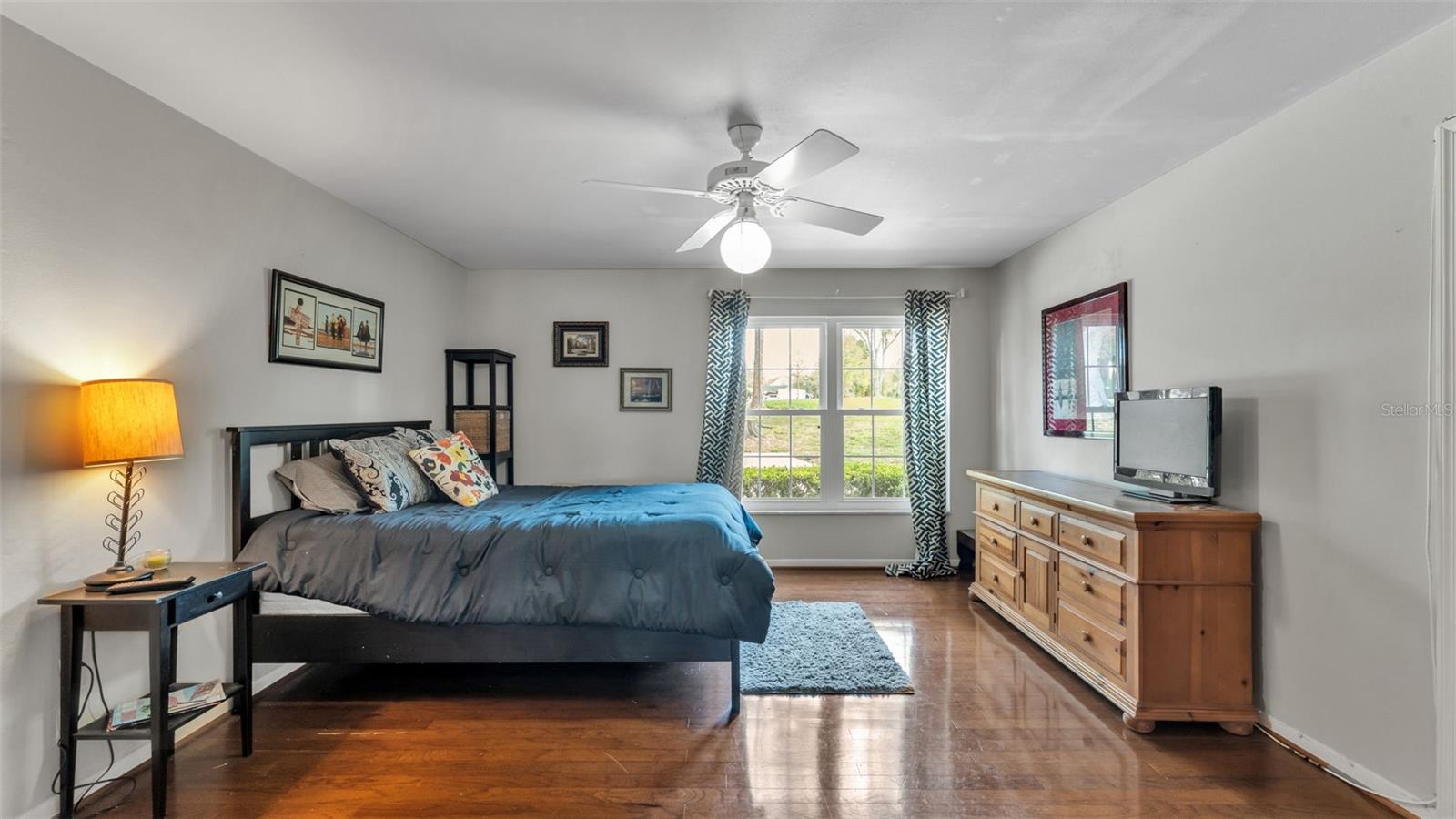 Image 27 of 81 For 153 Lake Otis Road