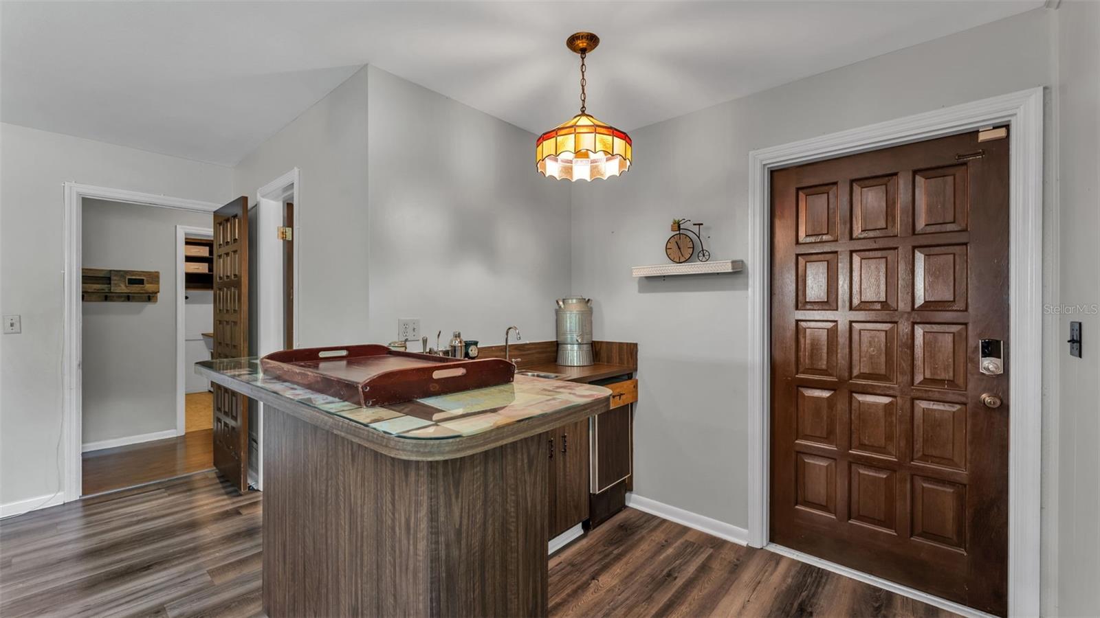 Image 36 of 81 For 153 Lake Otis Road