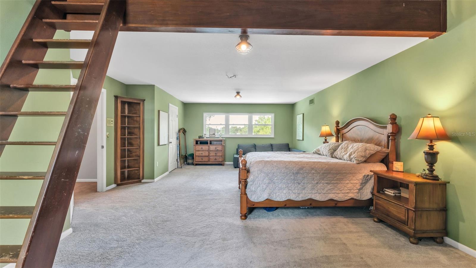 Image 43 of 81 For 153 Lake Otis Road