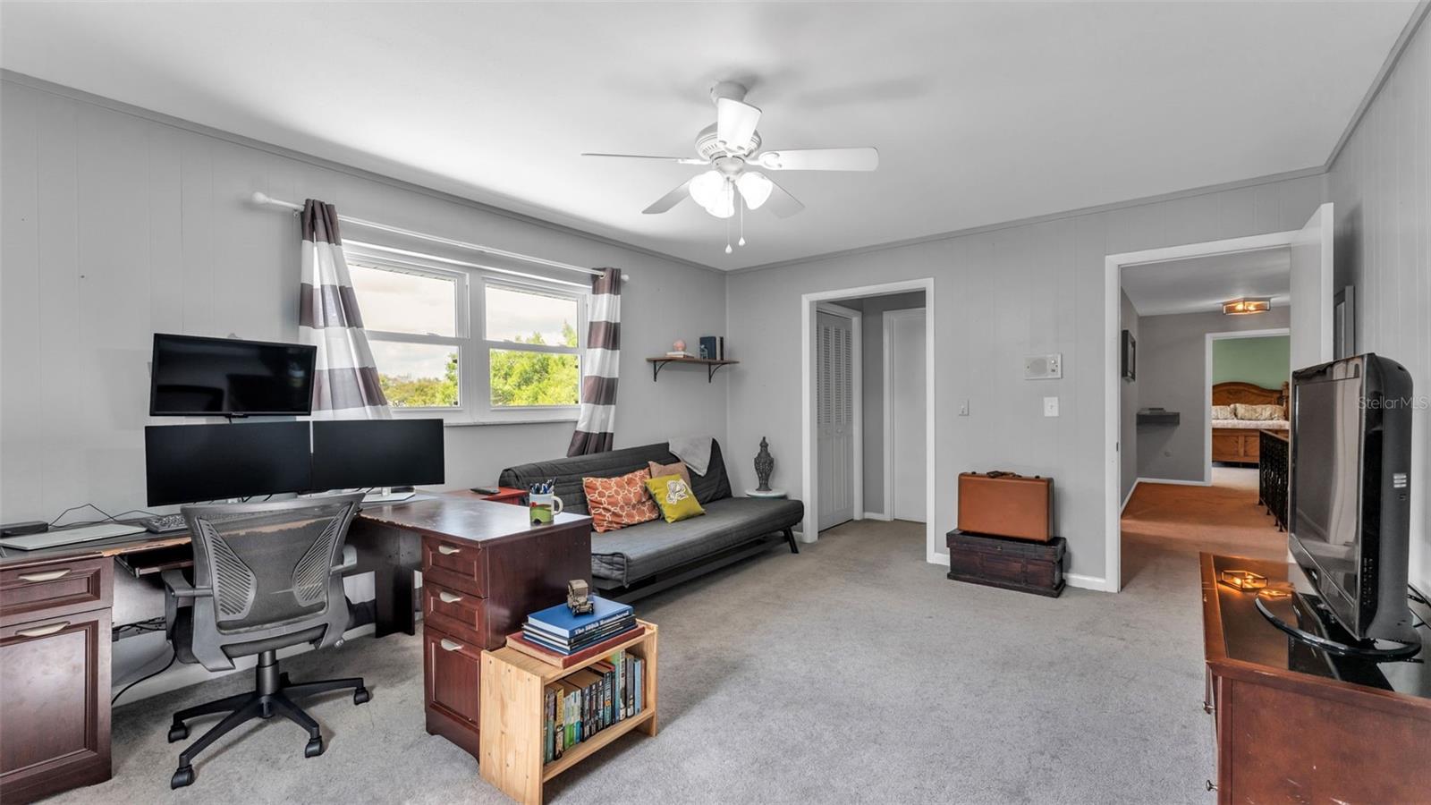 Image 52 of 81 For 153 Lake Otis Road