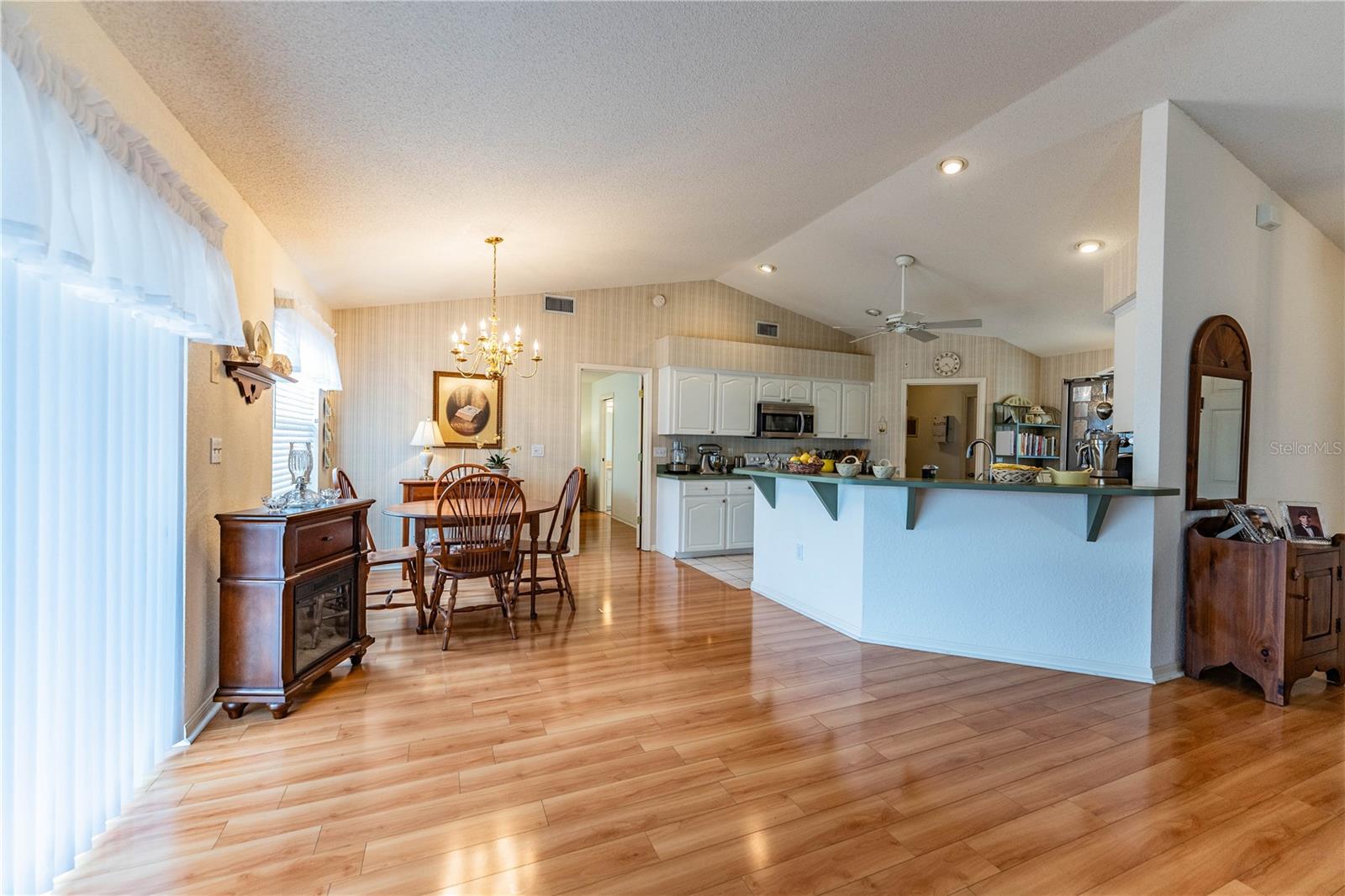 Image 14 of 52 For 4127 Chelsea Lane