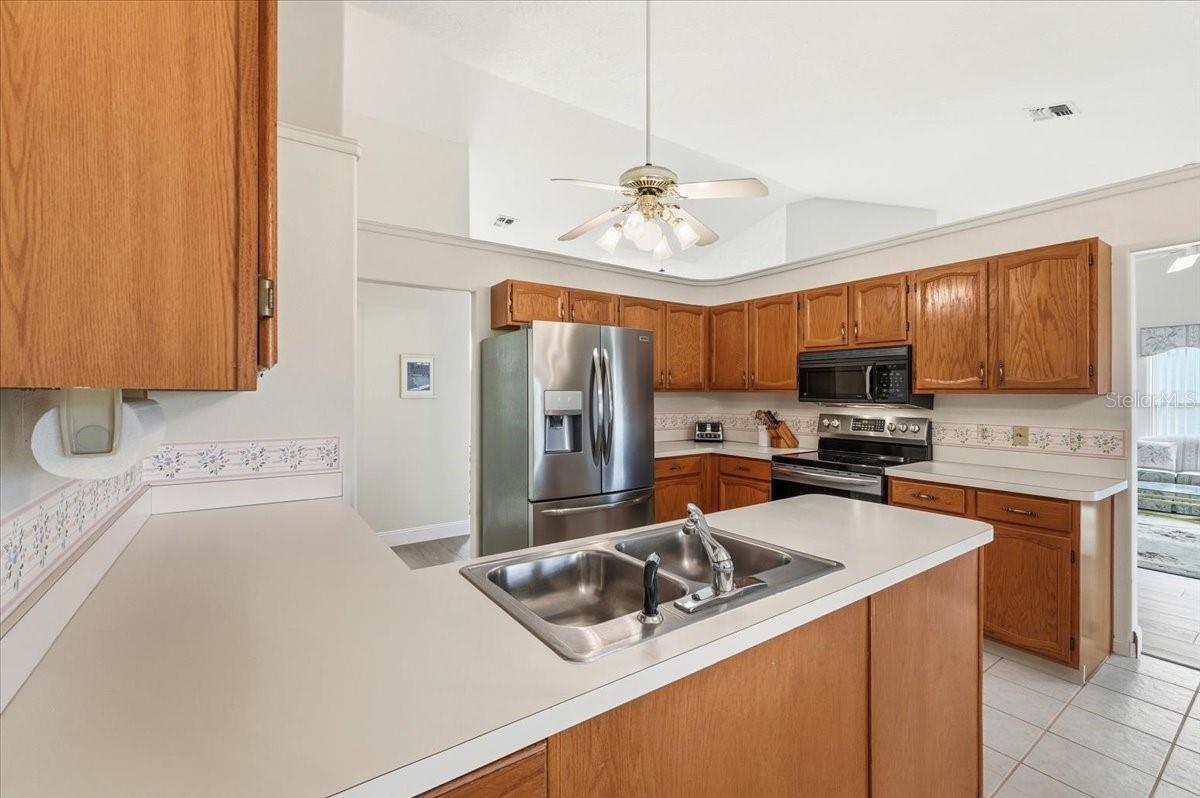 Image 13 of 89 For 6260 Crane Drive