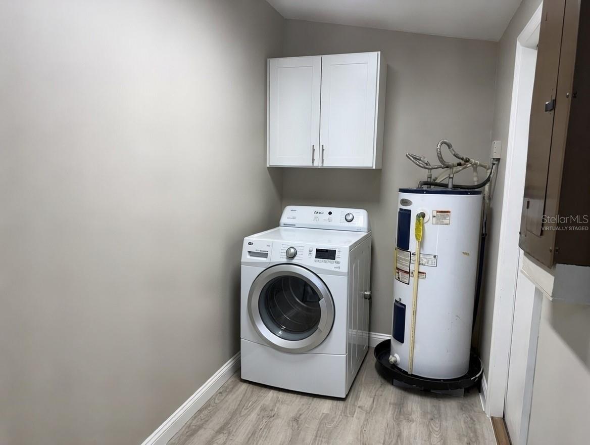 Image 11 of 34 For 1919 Alexander Drive