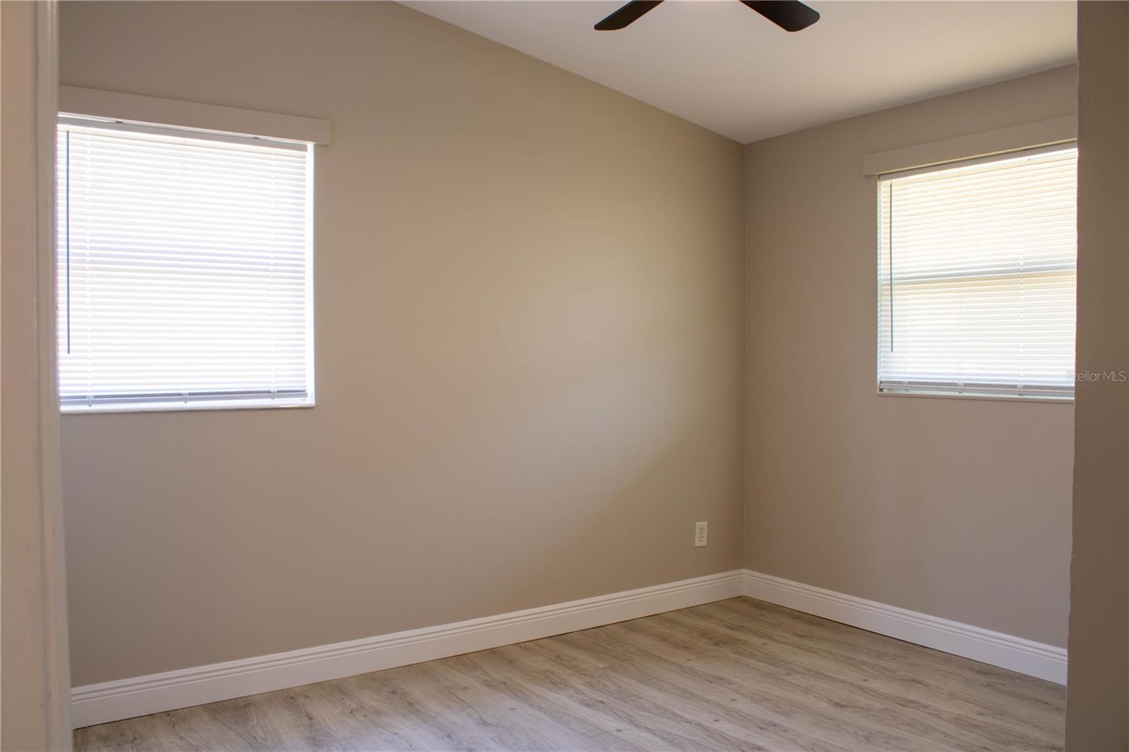 Image 29 of 34 For 1919 Alexander Drive