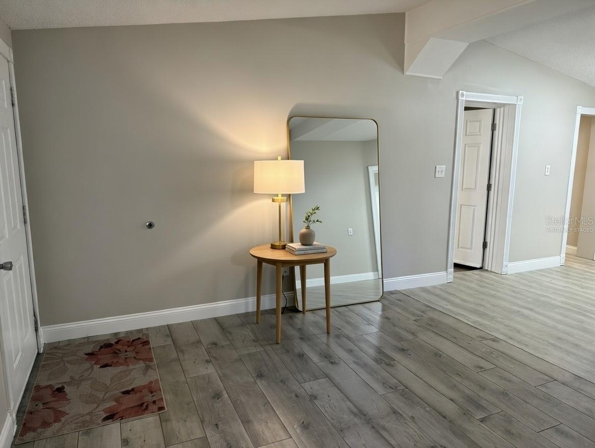 Image 7 of 34 For 1919 Alexander Drive