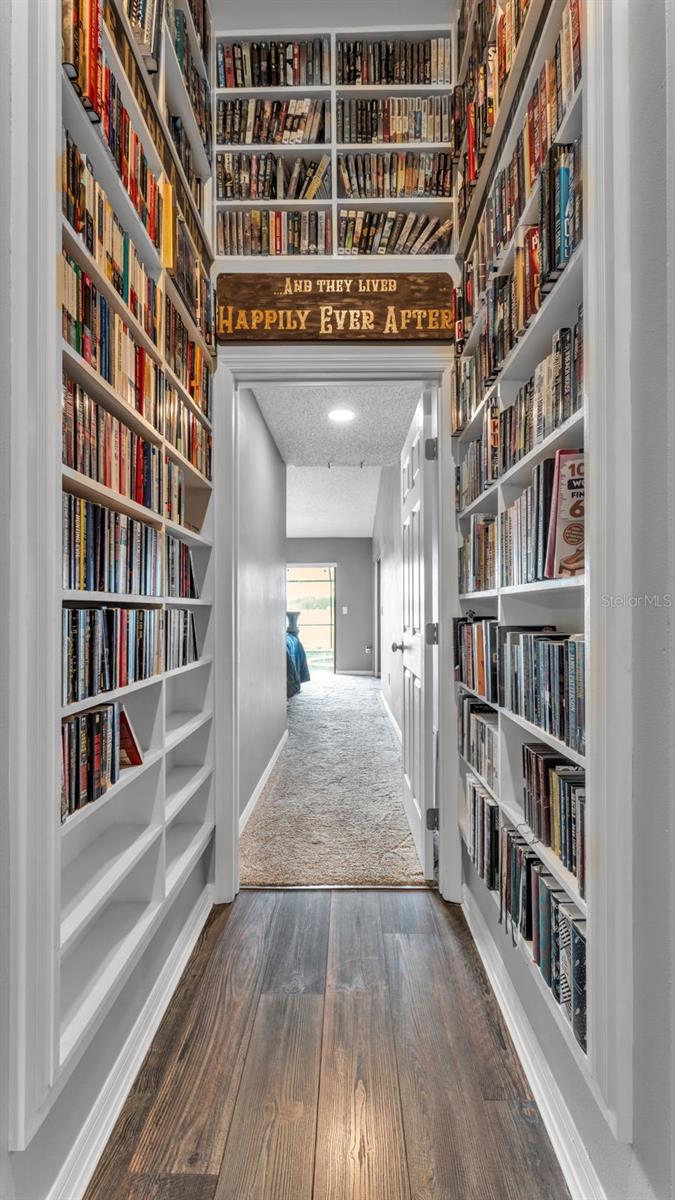 Image 30 of 70 For 2865 Hammock Drive