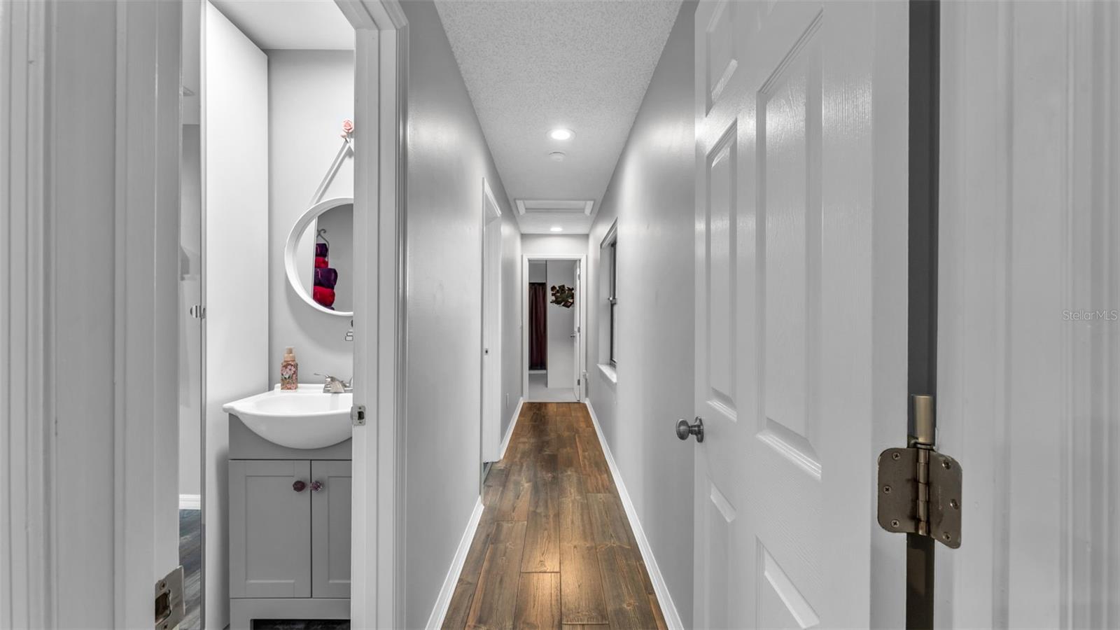 Image 42 of 70 For 2865 Hammock Drive