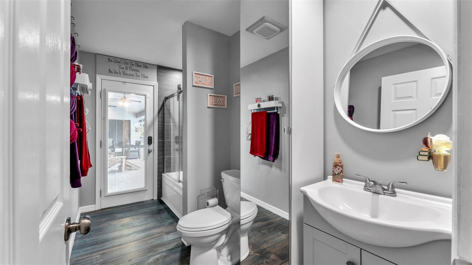 Image 43 of 70 For 2865 Hammock Drive