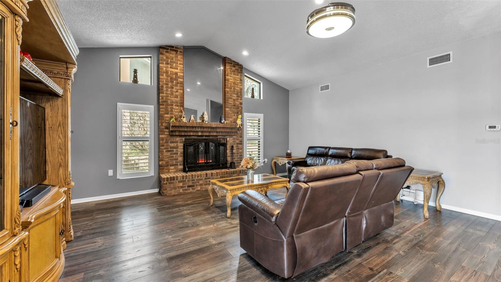 Image 7 of 70 For 2865 Hammock Drive