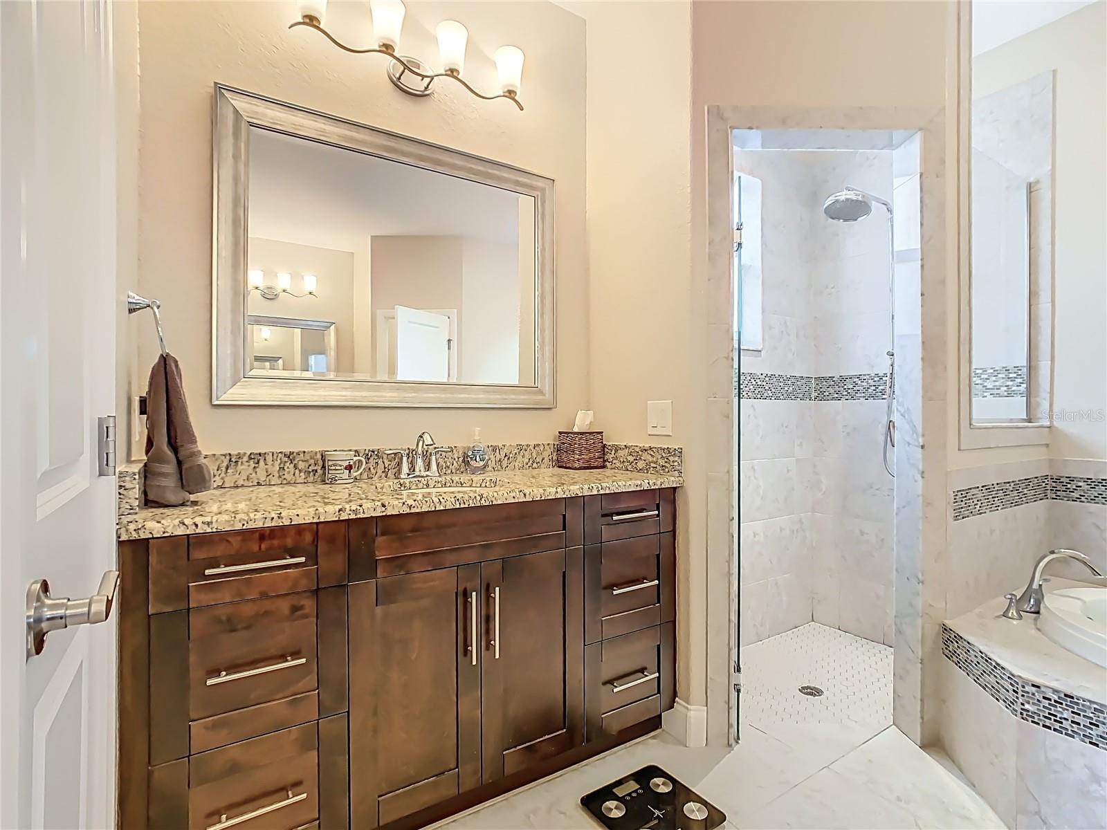 Image 24 of 56 For 3225 Pearly Drive