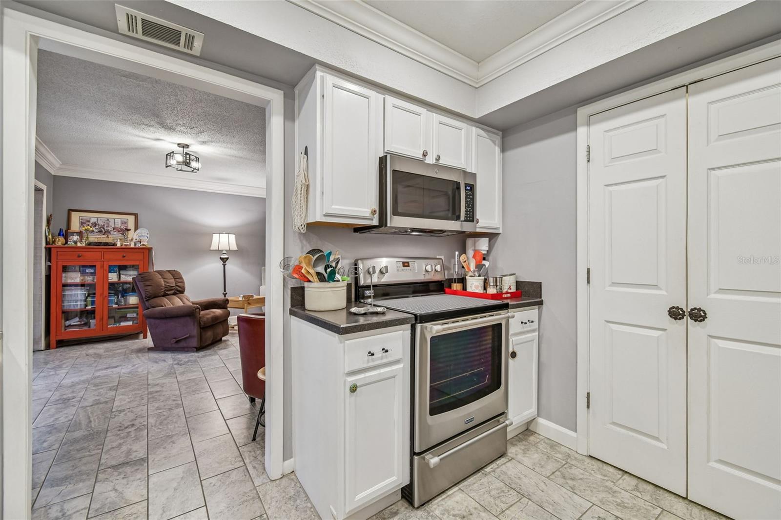 Image 11 of 54 For 6543 Trail Ridge Drive 6543