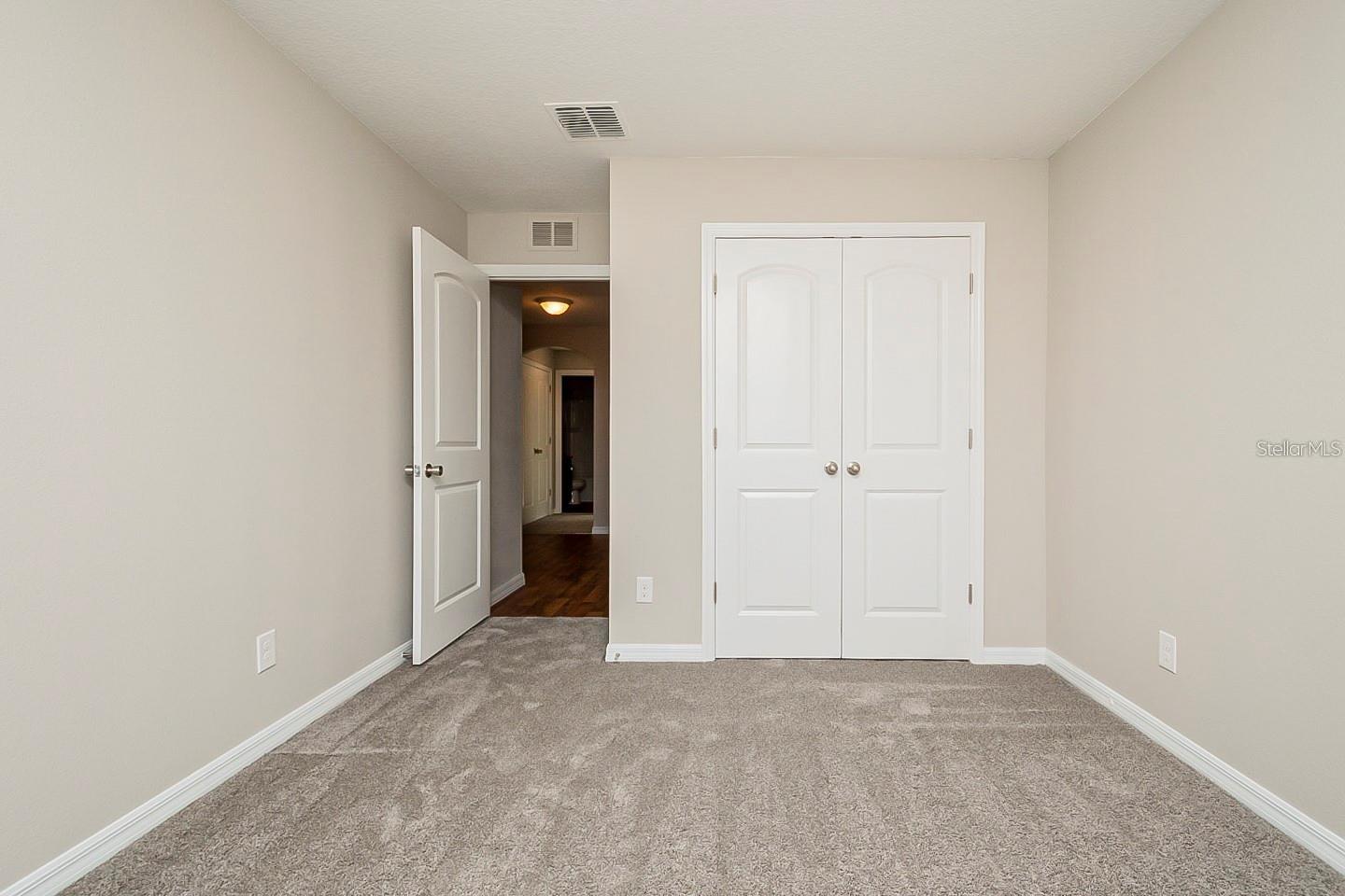 Image 11 of 15 For 5579 Maggiore Boulevard