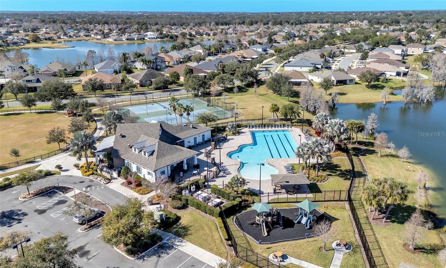 Image 14 of 15 For 5579 Maggiore Boulevard